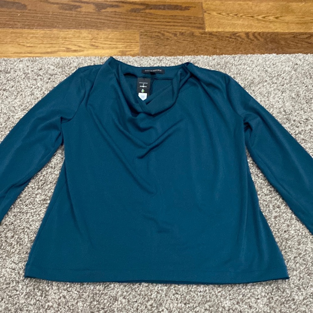 NWT Banana Republic green cowl neck long sleeve blouse size S